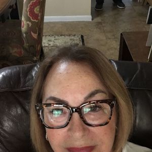 Meet your Posher, Marie